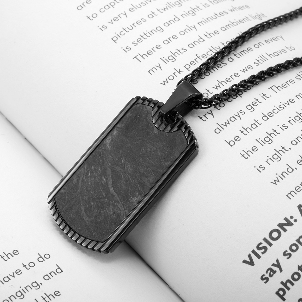 Men Accessories List - Pendentif en Fiber de carbone en